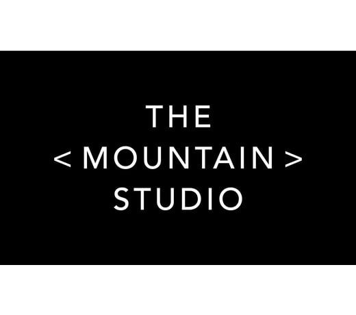 The Mountain Studio Skikleding