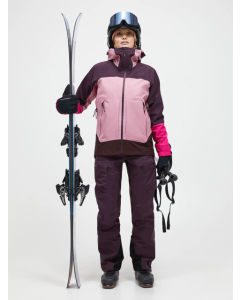 Peak Performance g78741_mystic_purple_b43_on-model_front_image_dames_normaal_2.png