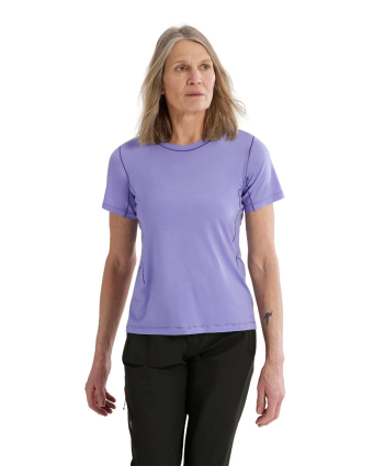 Lana Merino Wool Crew SS W model