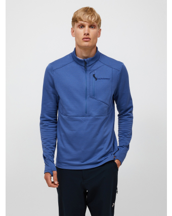 Peak Performance g79813_sand_fog_n36_front_on-model_image_heren_normaal_2.png